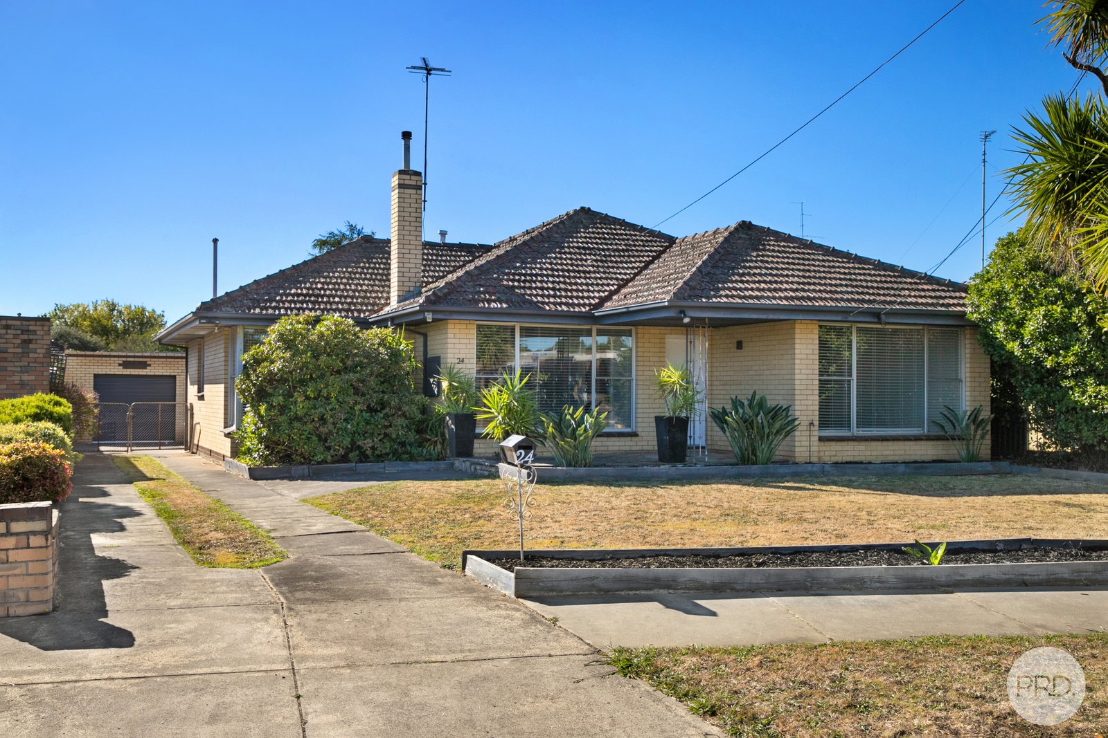 24 Browns Parade WENDOUREE 1