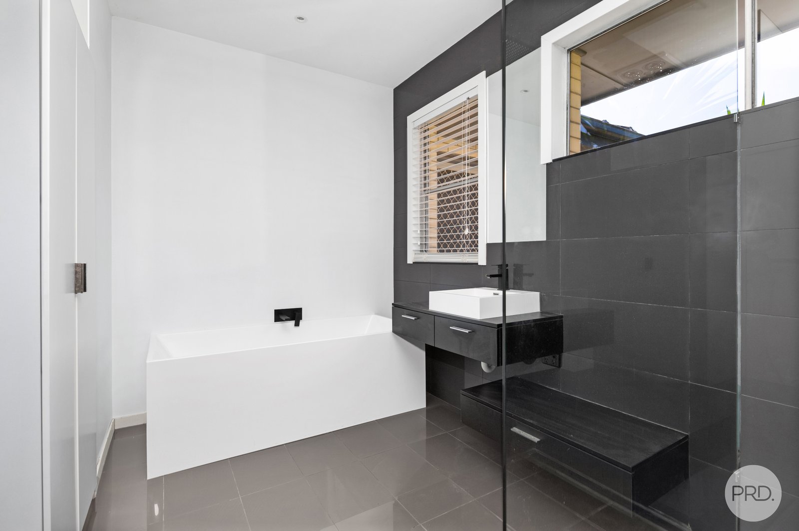 24 Browns Parade WENDOUREE 7