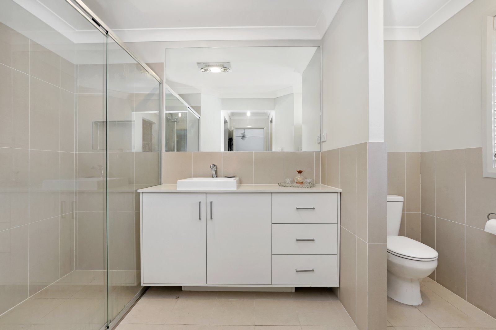 24 Brownsville Avenue BROWNSVILLE 9