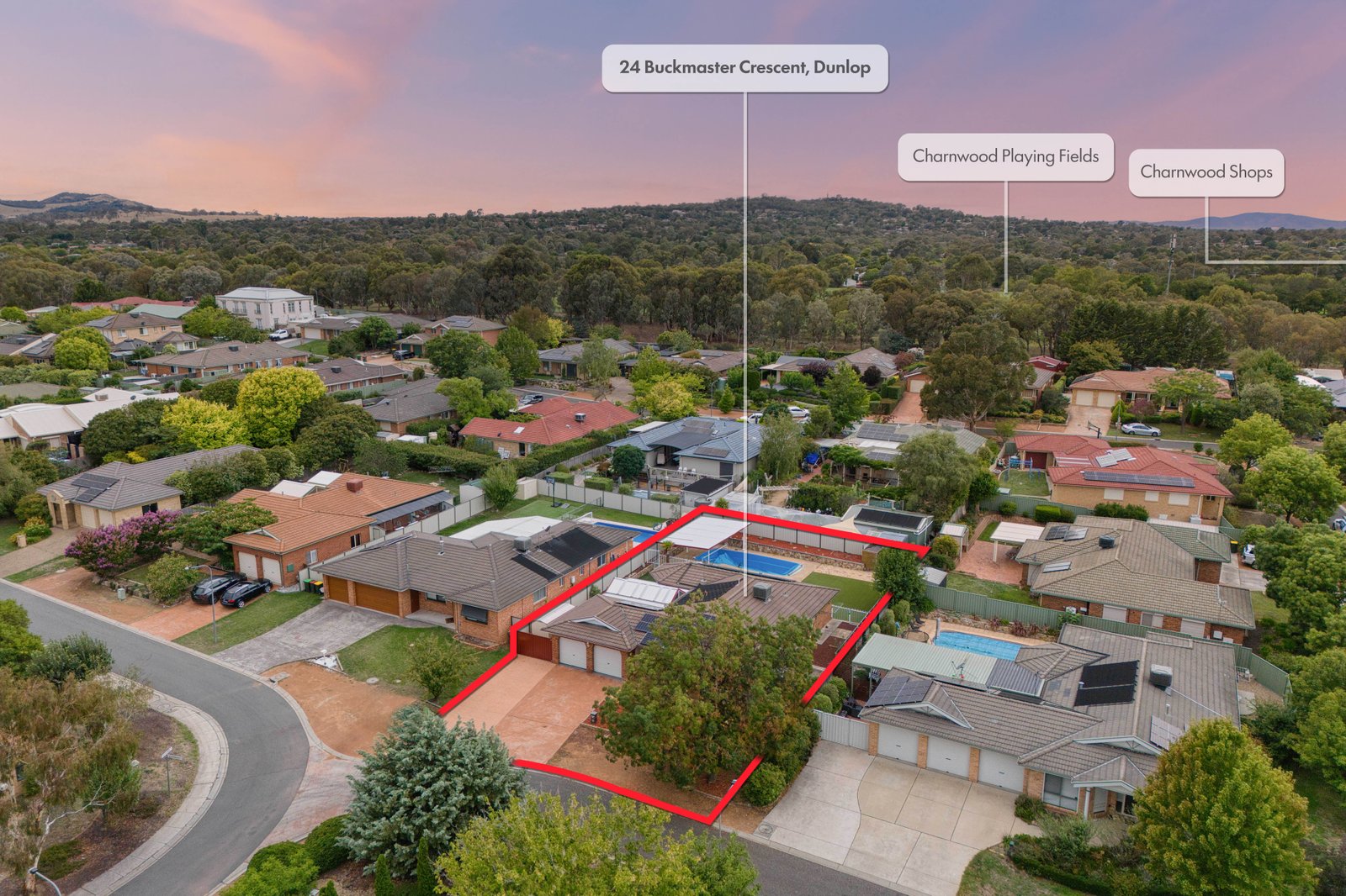 24 Buckmaster Crescent DUNLOP 20