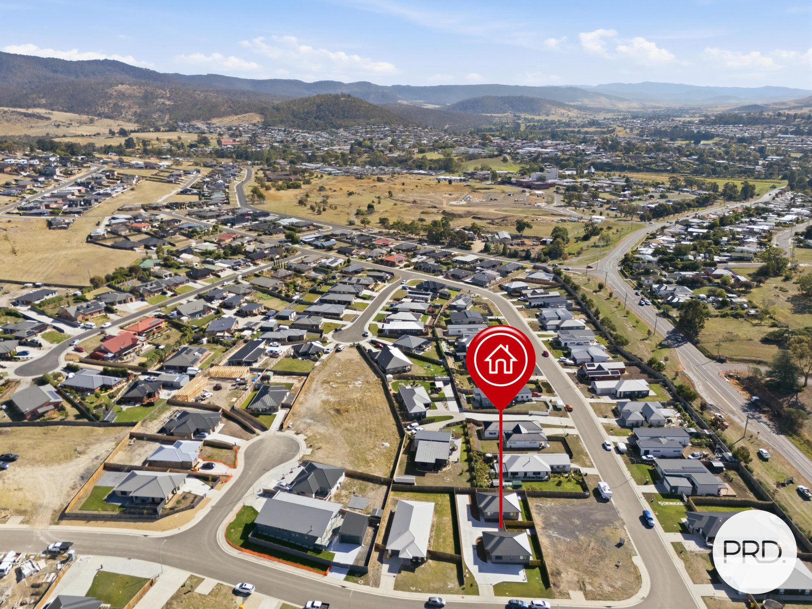 2/4 Buddon Road NEW NORFOLK 3
