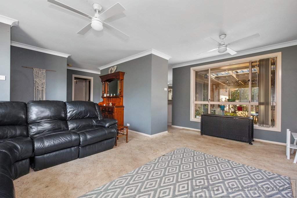 24 Budgeree Drive ABERGLASSLYN 3