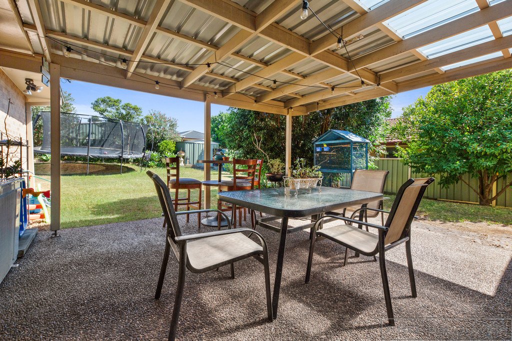 24 Budgeree Drive ABERGLASSLYN 13