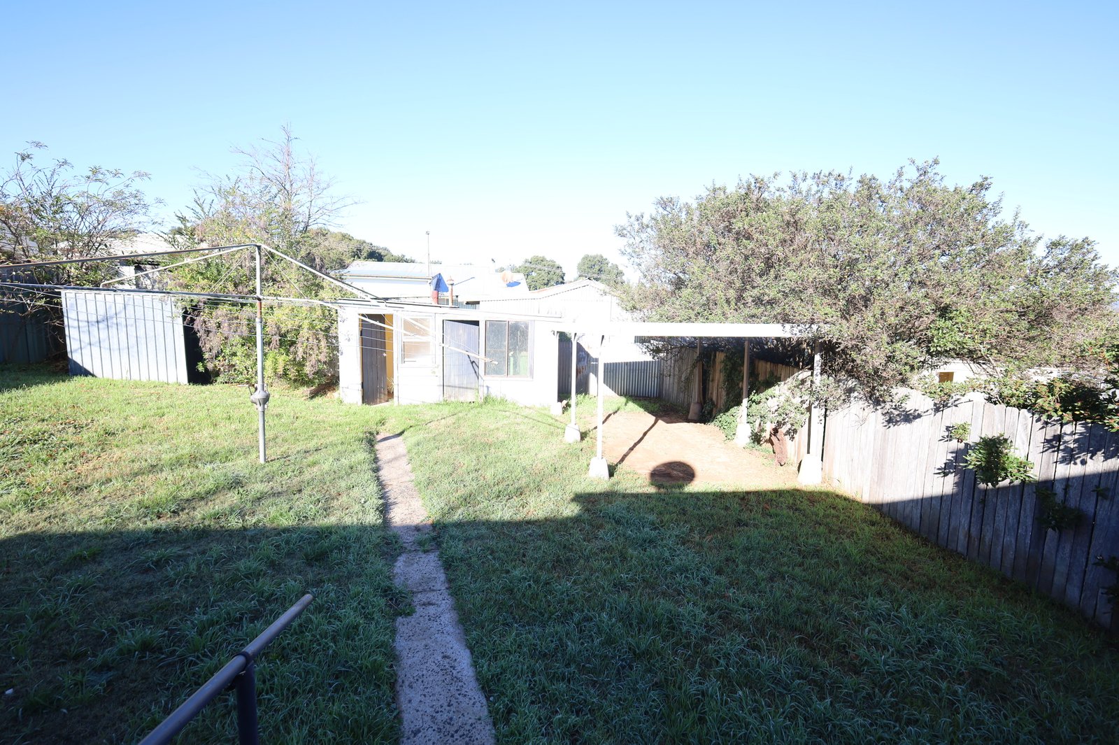 24 Buna Street ORANGE 9