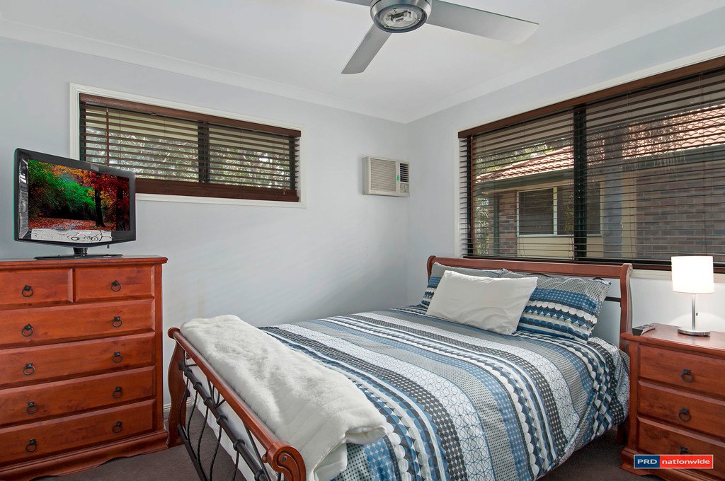 2/4 Burleigh Glen Court BURLEIGH HEADS 4