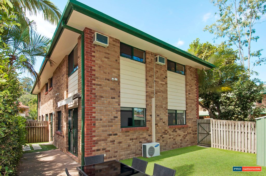 2/4 Burleigh Glen Court BURLEIGH HEADS 8