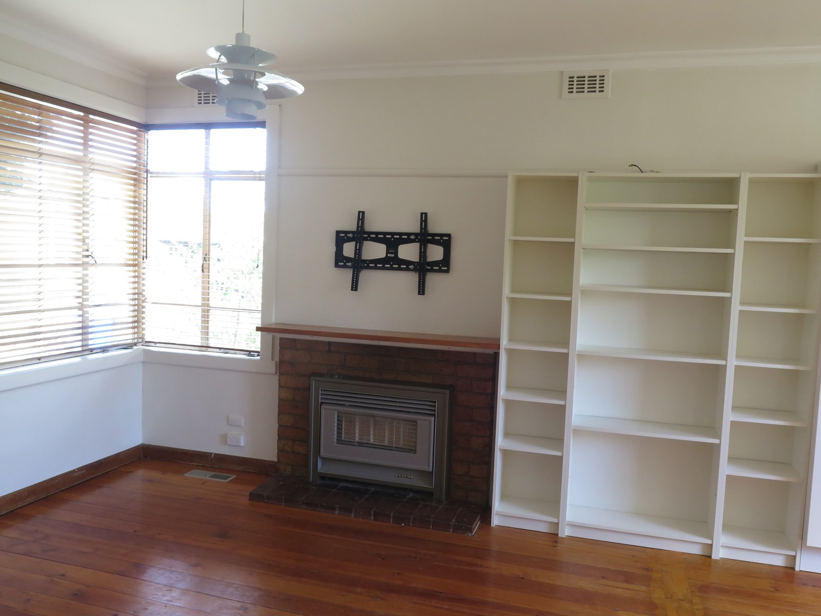 Gallery: 24 Burt Crescent