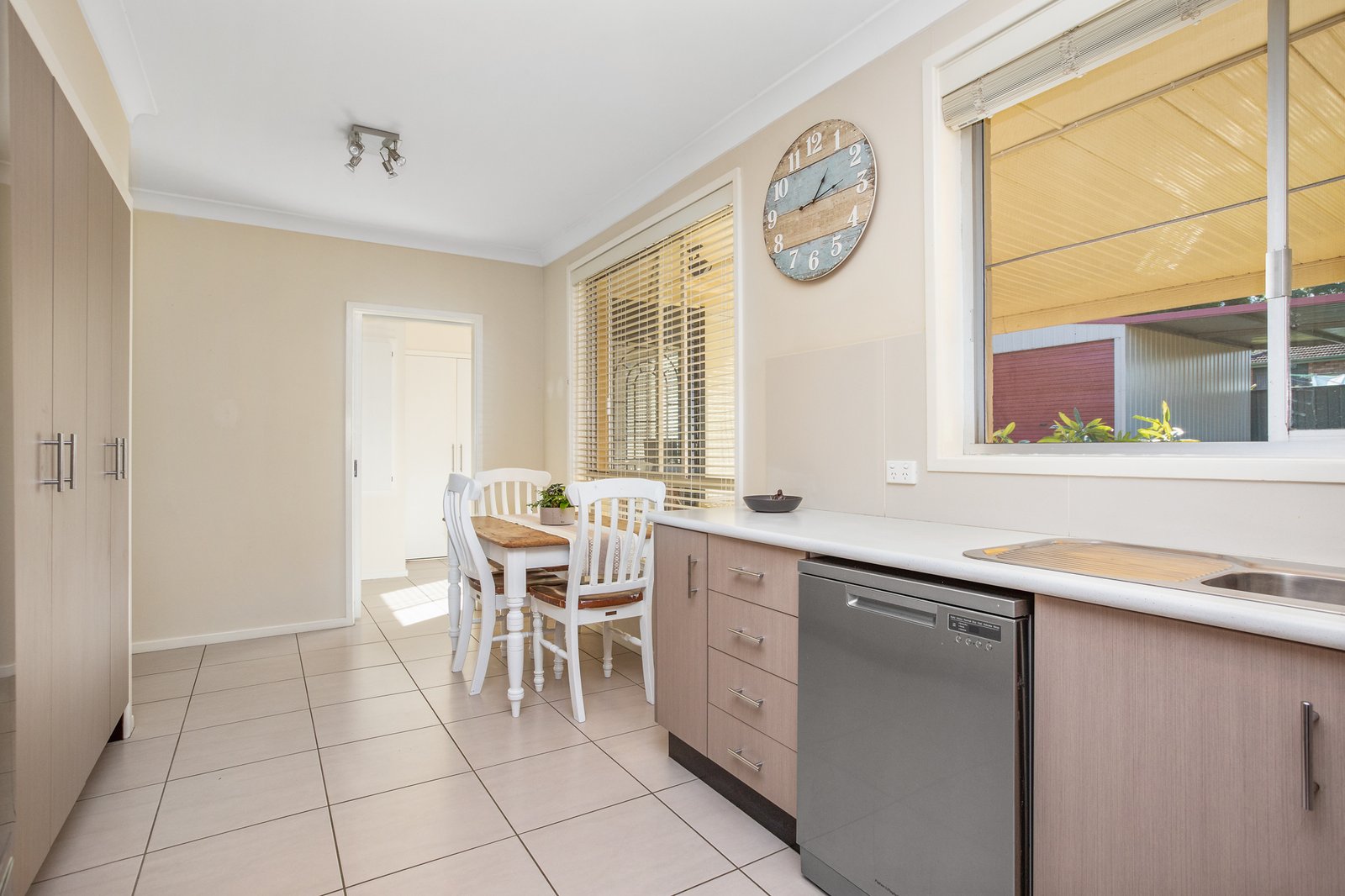24 Byng Street TENAMBIT 14
