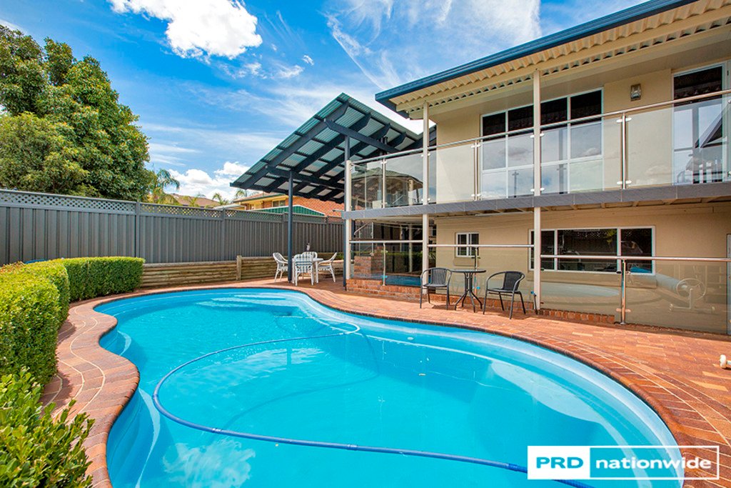 24 Caloola Street TAMWORTH 18