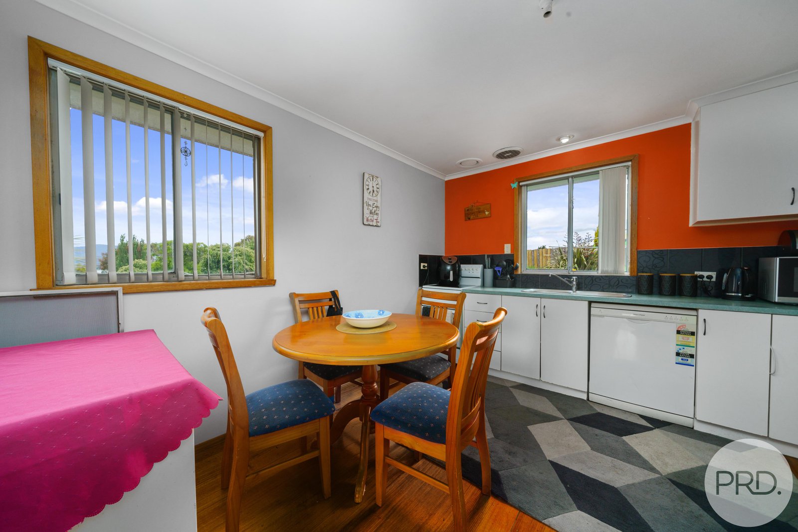 24 Calvert Crescent HERDSMANS COVE 12