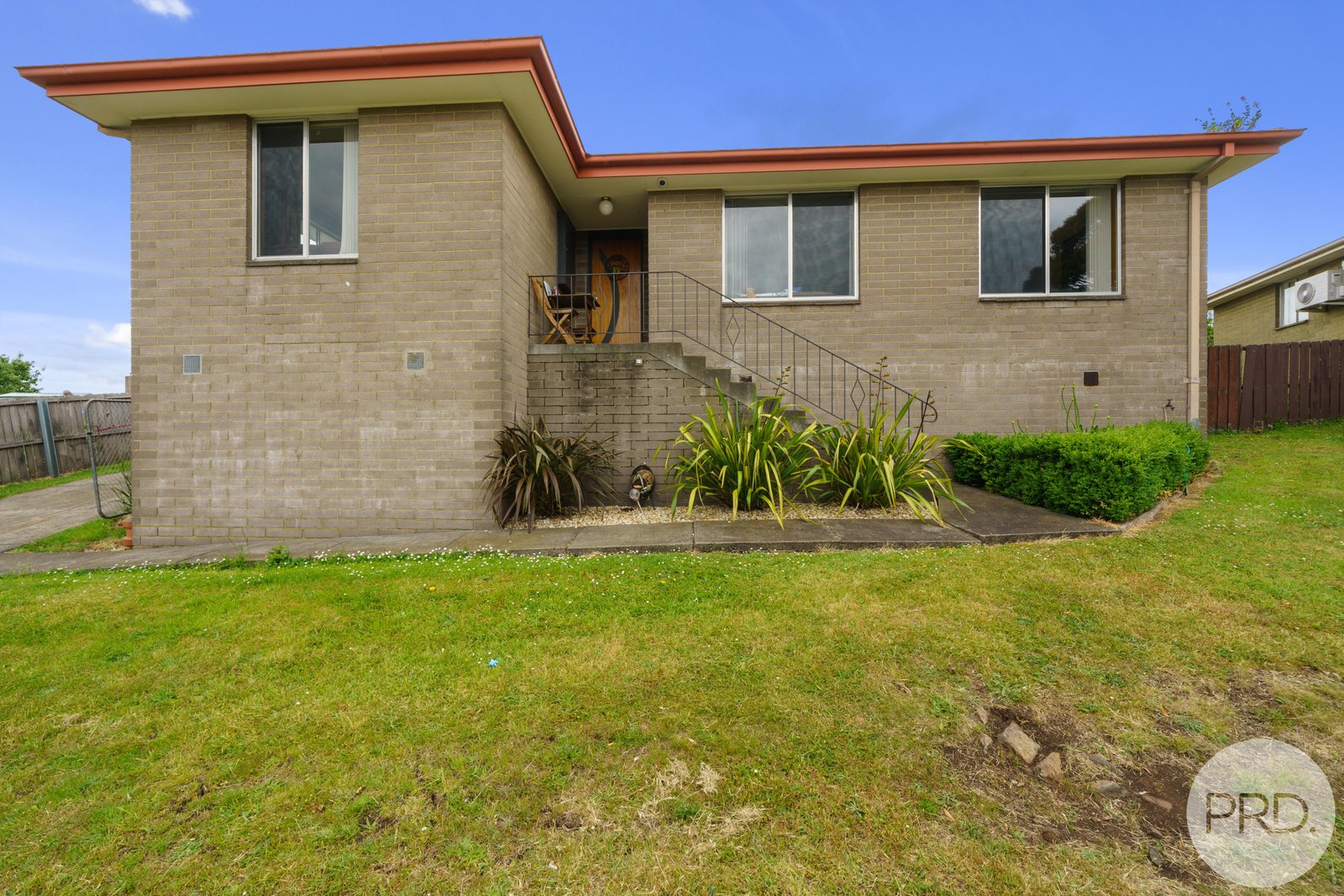 24 Calvert Crescent HERDSMANS COVE 18