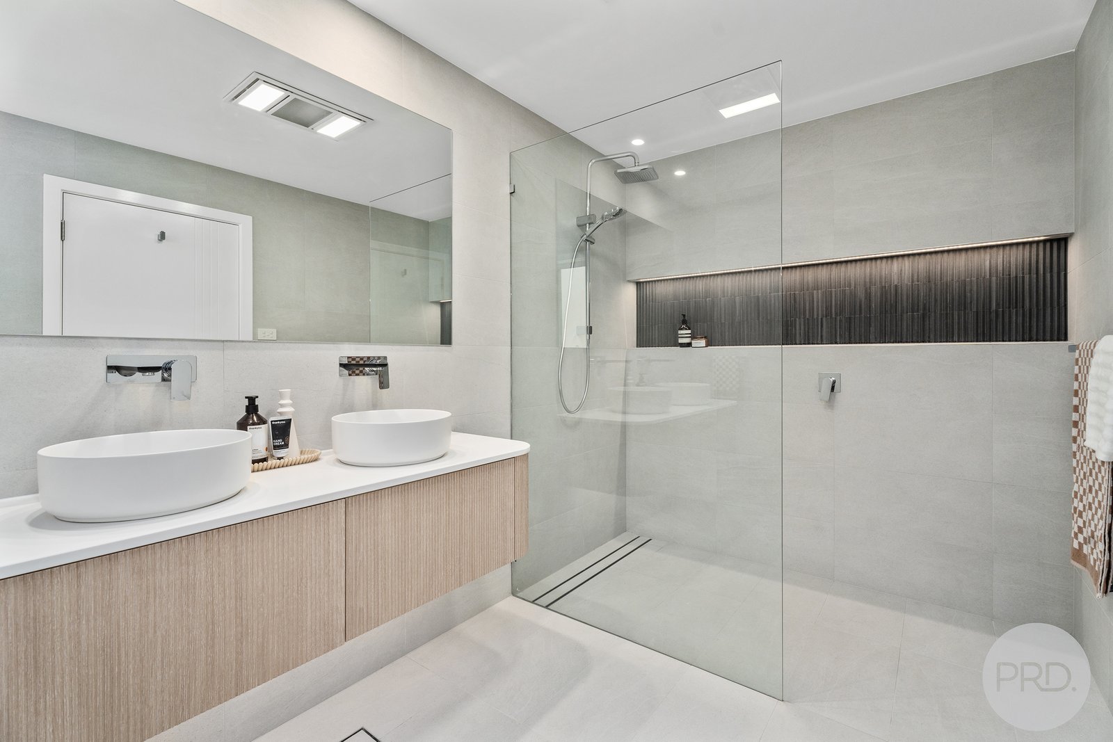 24 Canomii Close NELSON BAY 20