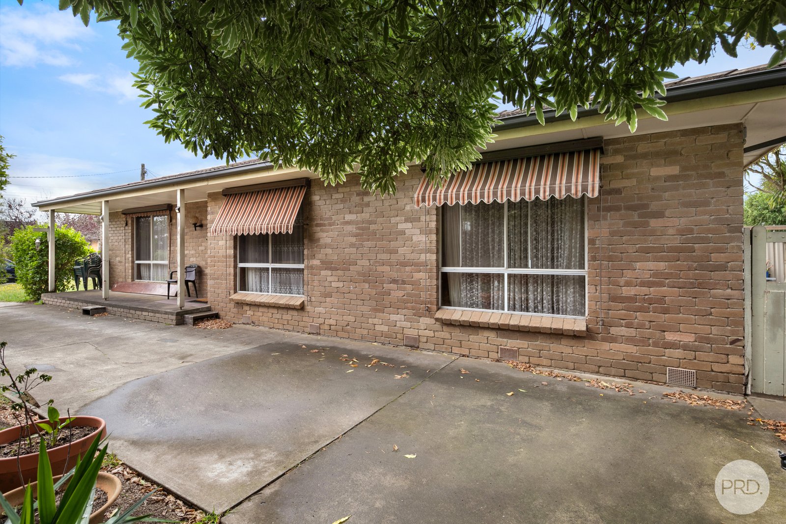 24 Canterbury Street BROWN HILL 12