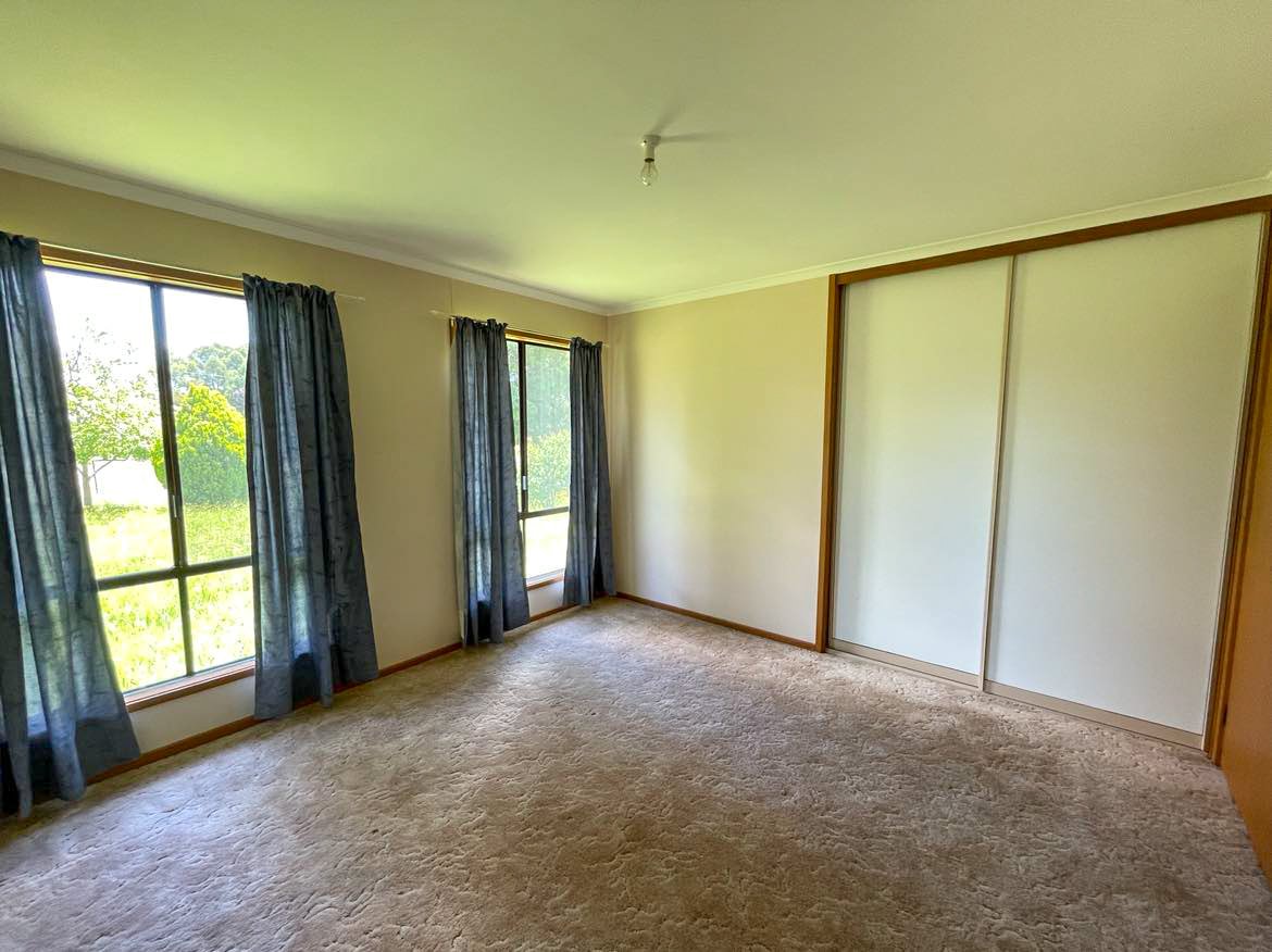 24 Carabost Street TUMBARUMBA 7