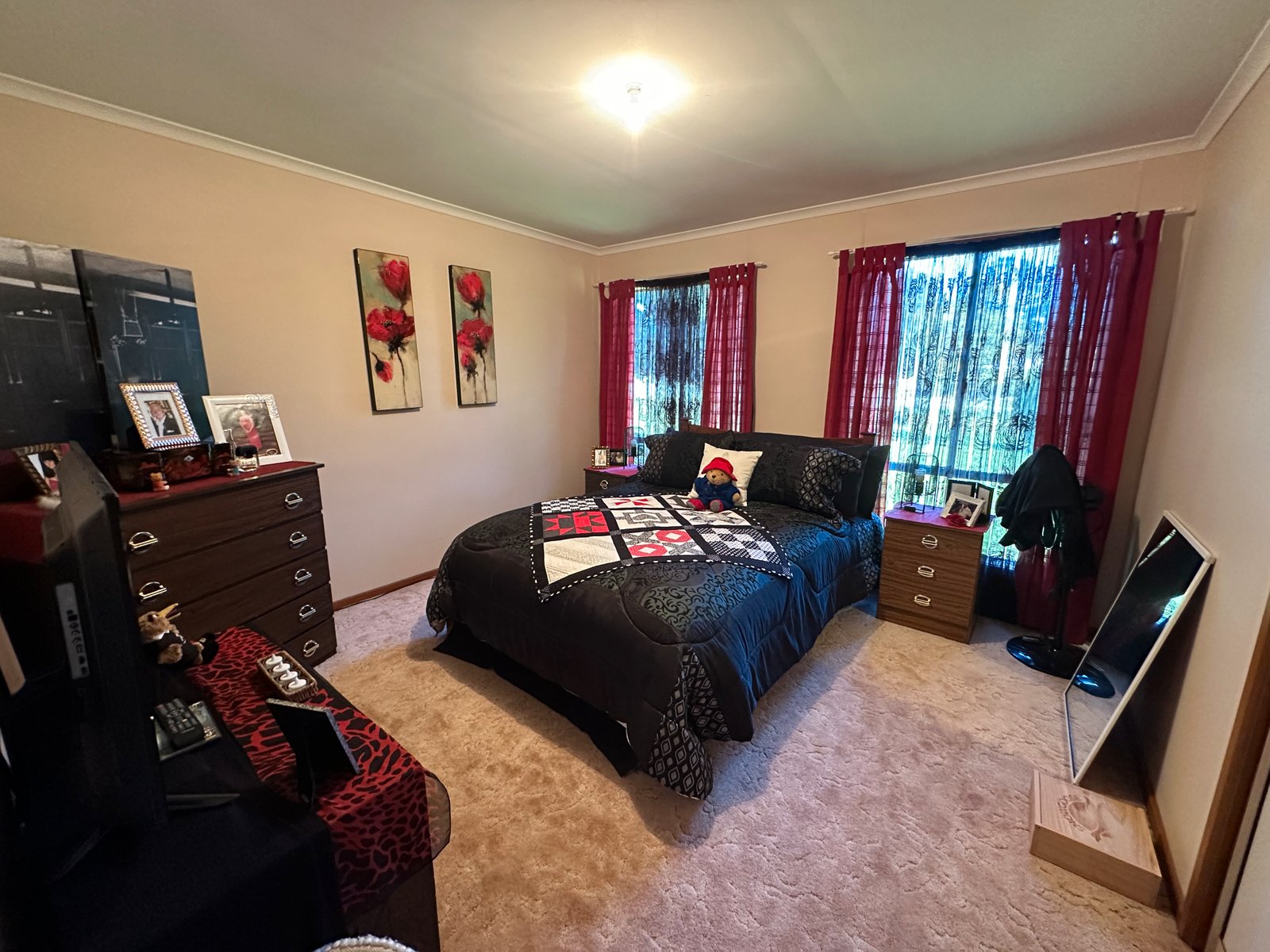 24 Carabost Street TUMBARUMBA 17