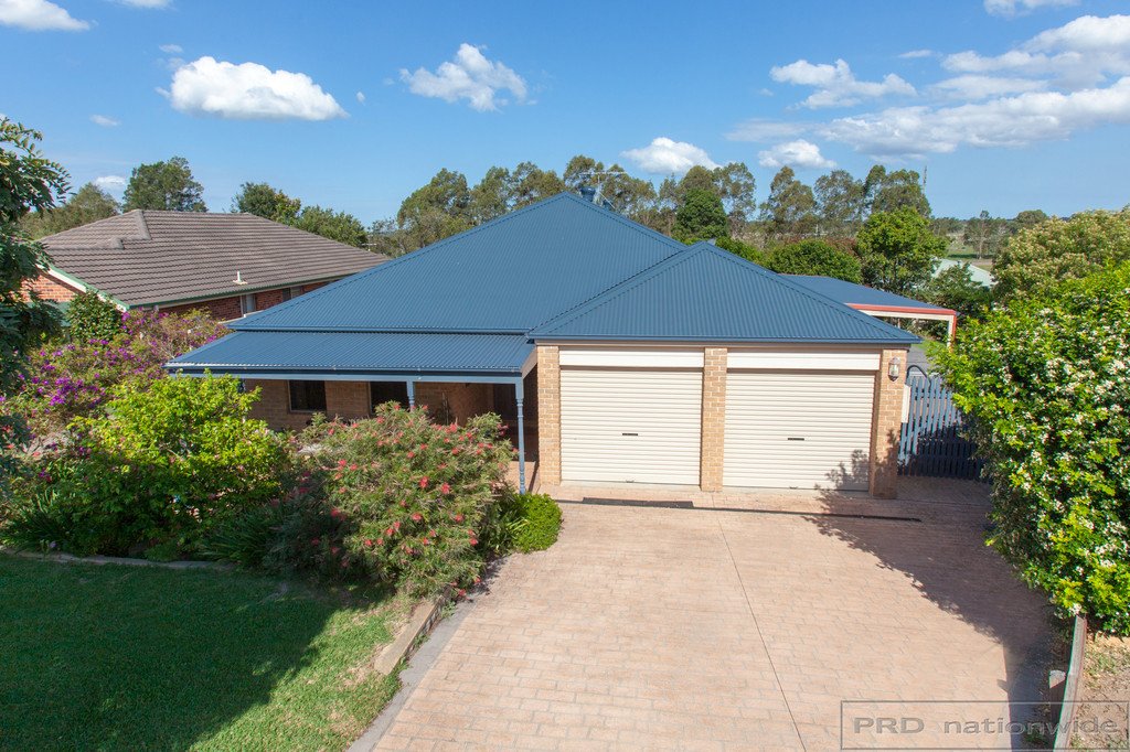 24 Carlisle Place MORPETH 1