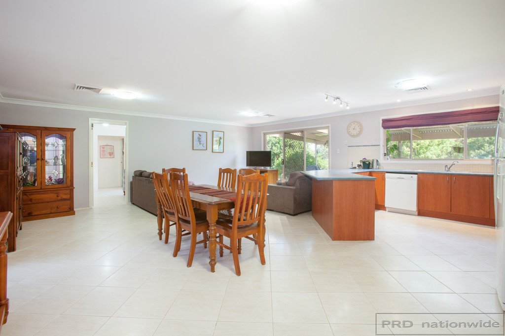 24 Carlisle Place MORPETH 4