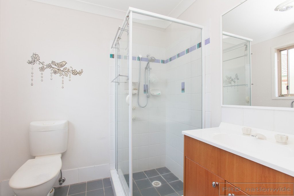 24 Carlisle Place MORPETH 9