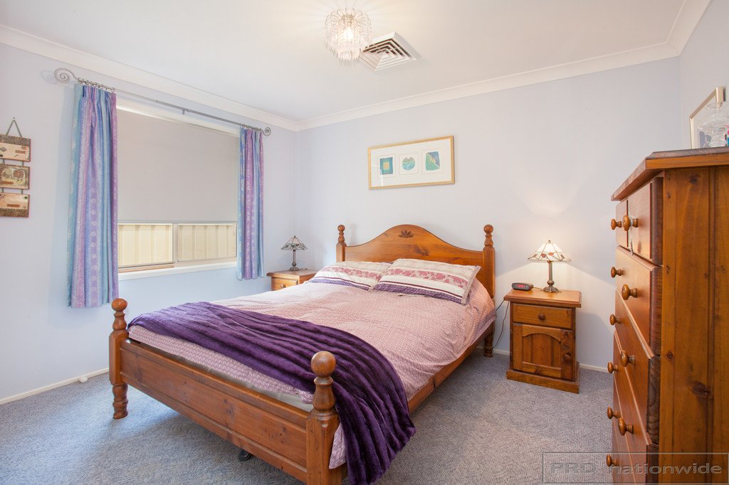 24 Carlisle Place MORPETH 10