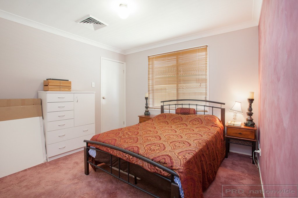 24 Carlisle Place MORPETH 12