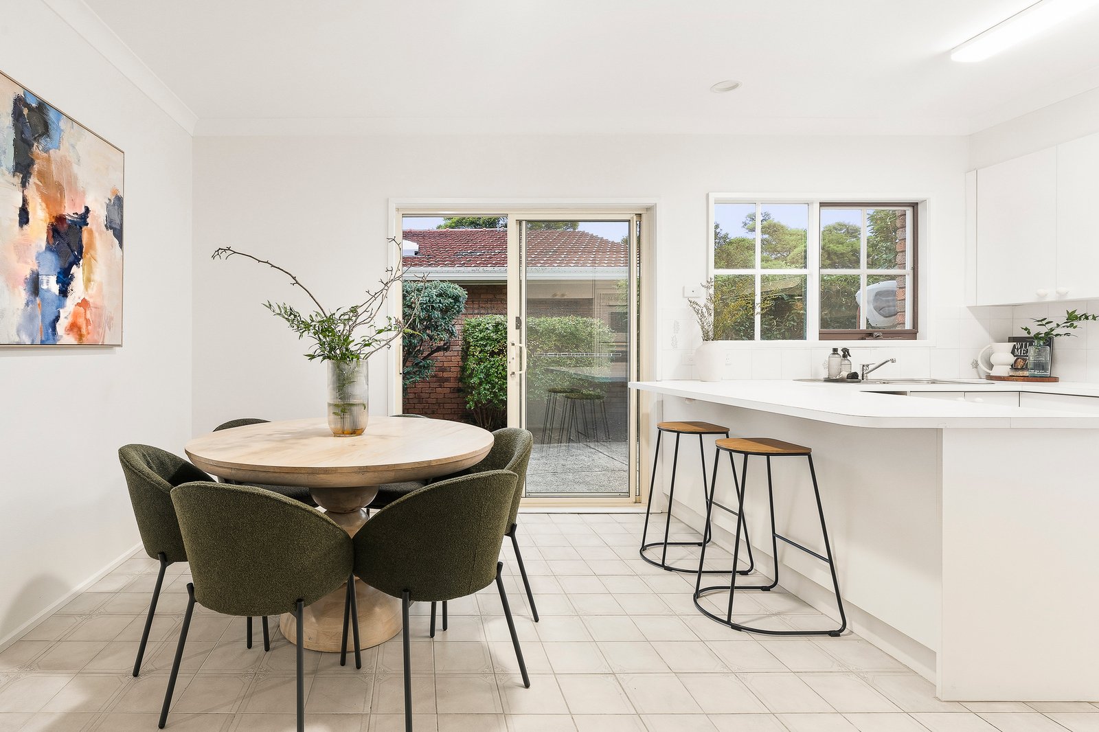 2/4 Carmelo Avenue, Malvern East, 3145