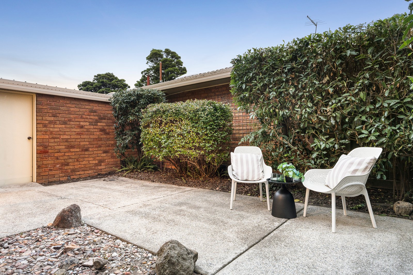 2/4 Carmelo Avenue, Malvern East, 3145