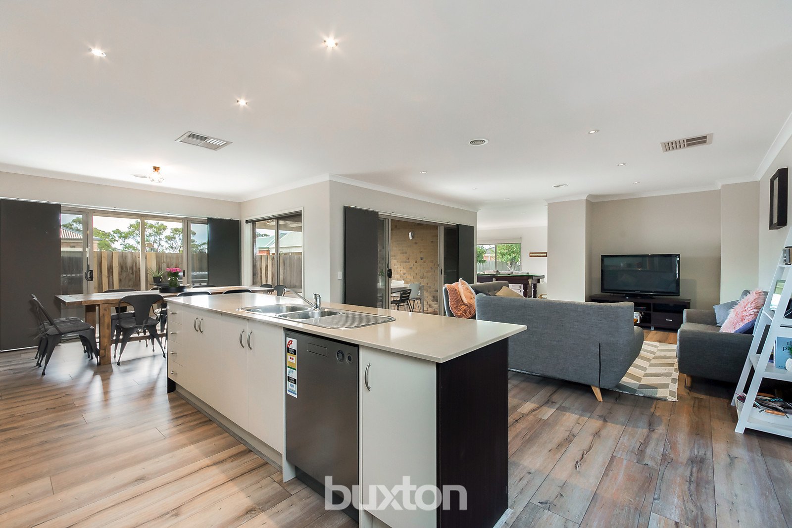 Gallery: 24 Carstairs Close
