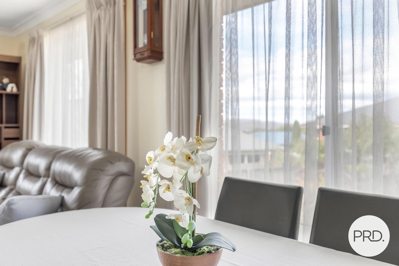 2/4 Chablis Court BERRIEDALE 9