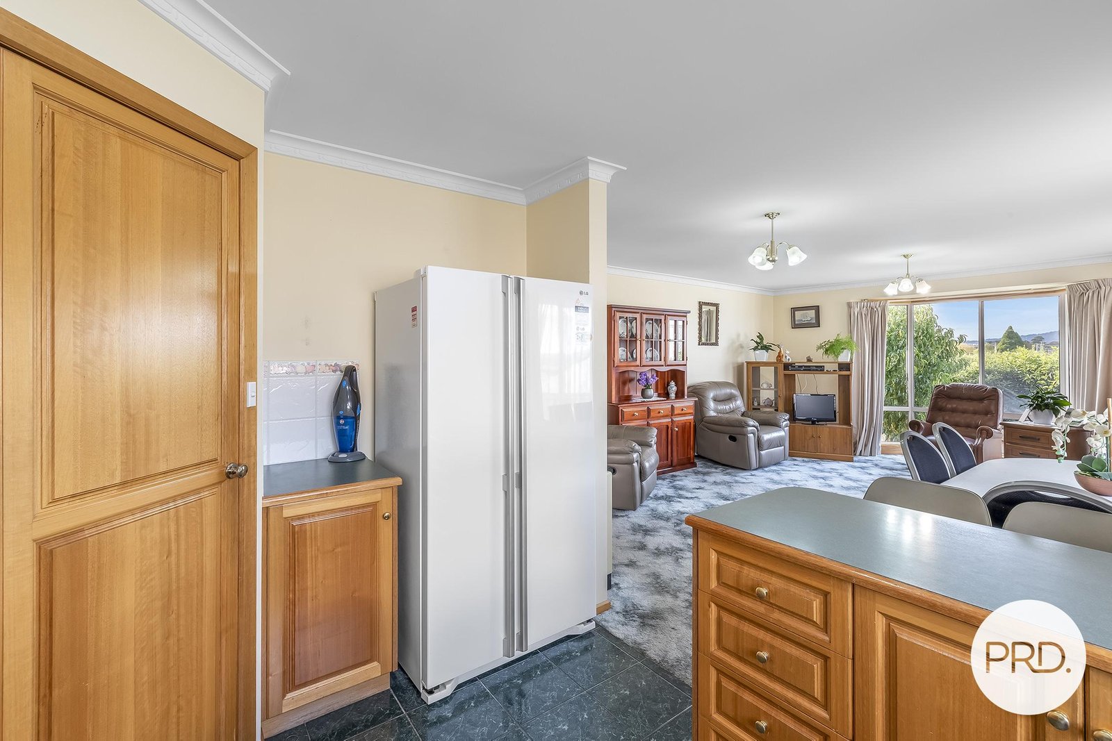 2/4 Chablis Court BERRIEDALE 10
