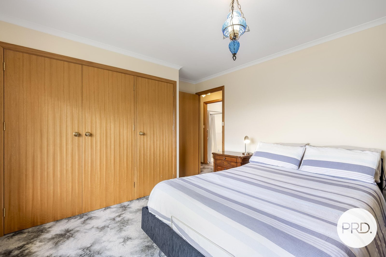 2/4 Chablis Court BERRIEDALE 16