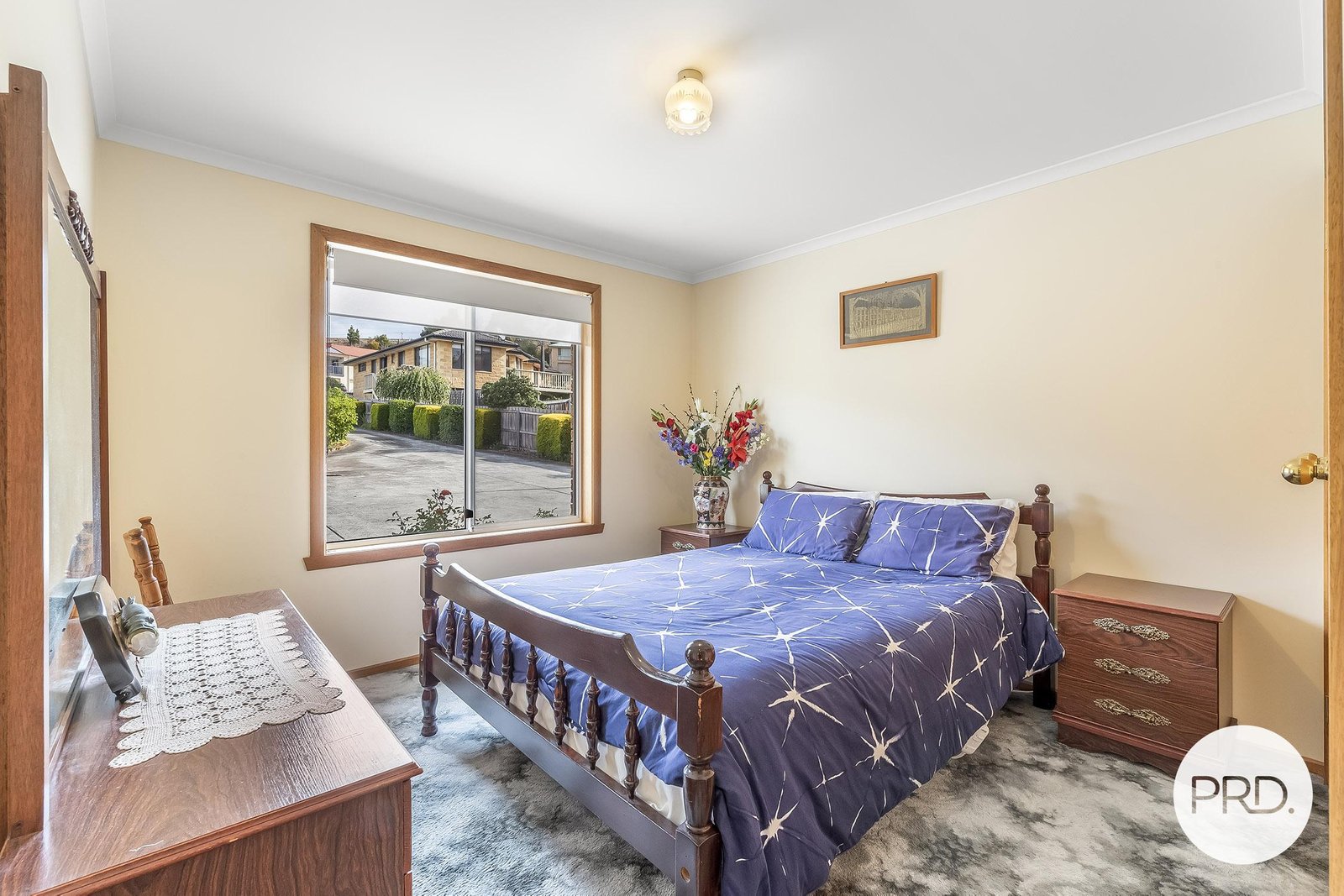 2/4 Chablis Court BERRIEDALE 17