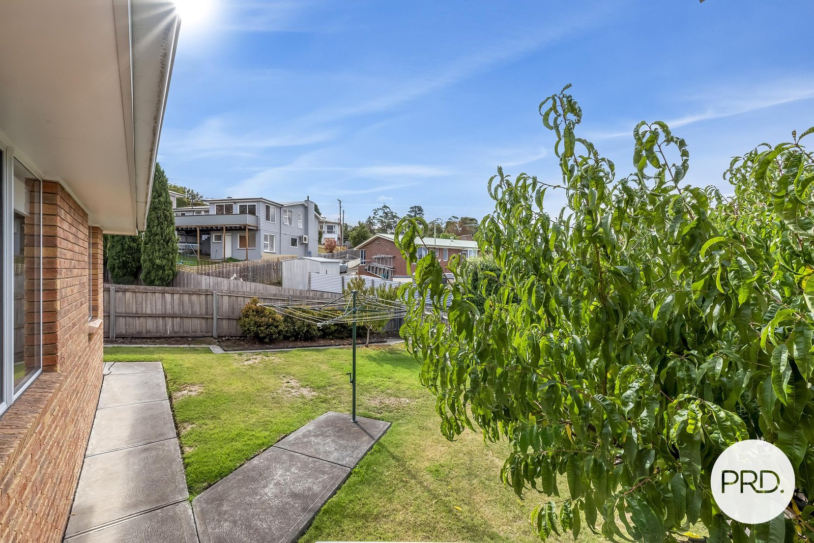 2/4 Chablis Court BERRIEDALE 22