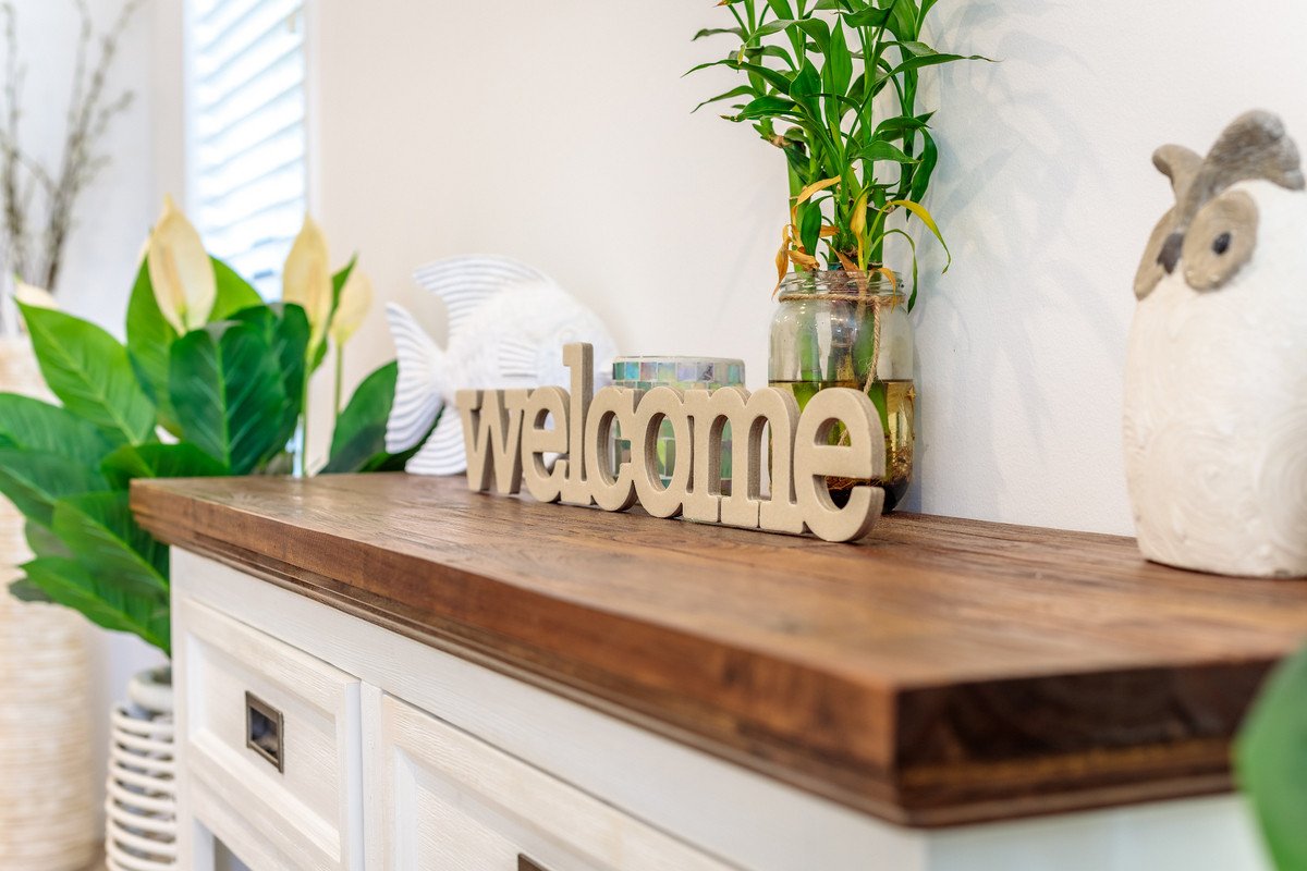 2/4 Christine Avenue Burleigh Heads 18