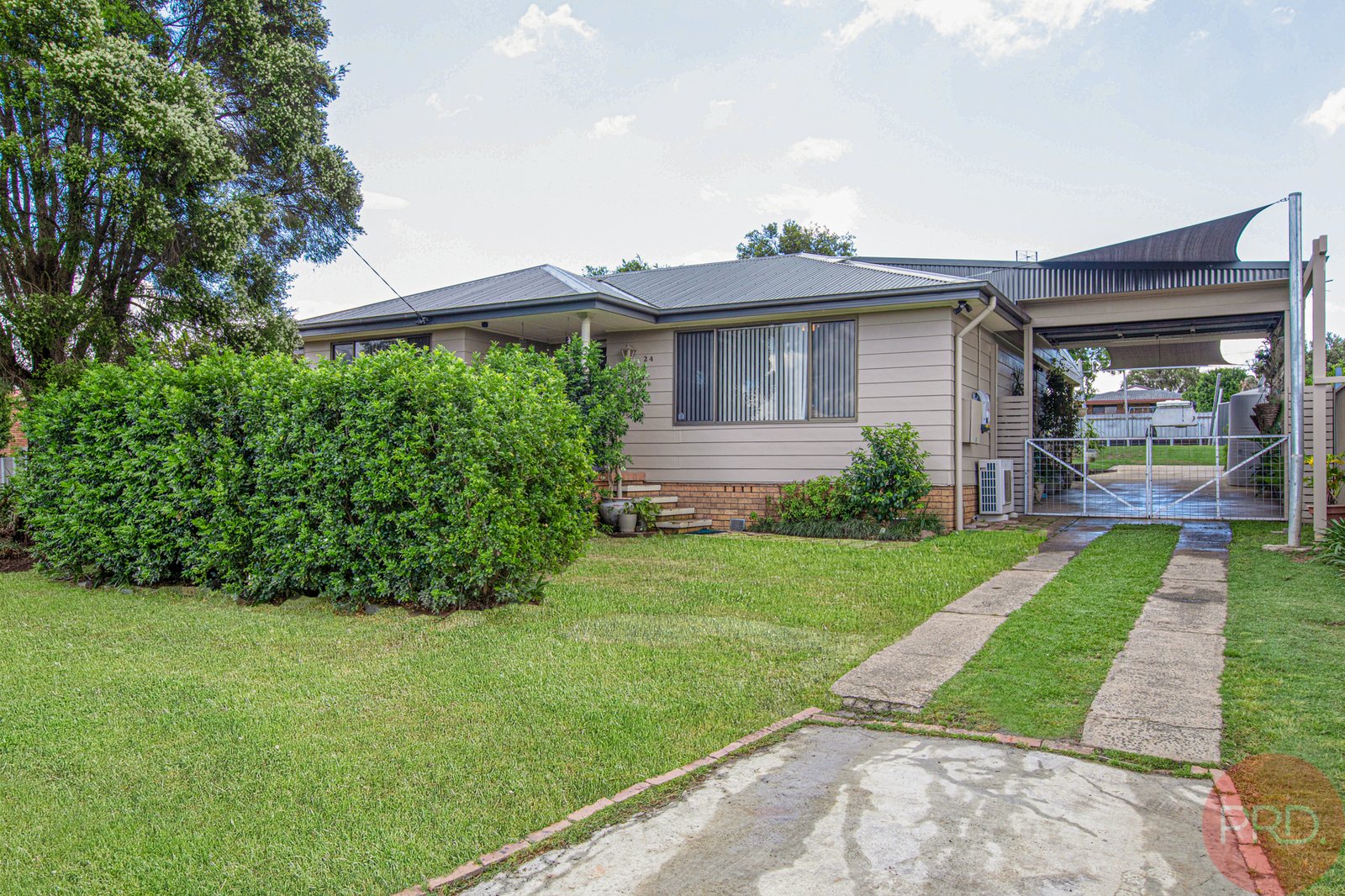 24 Church Street BRANXTON 4