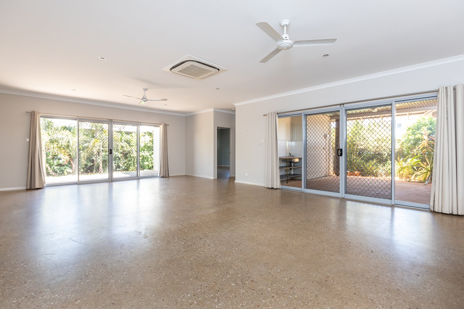 24 Citana Way CABLE BEACH 5