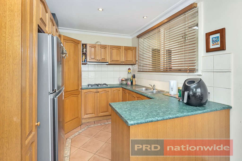 24 Clarkson Street SEBASTOPOL 2