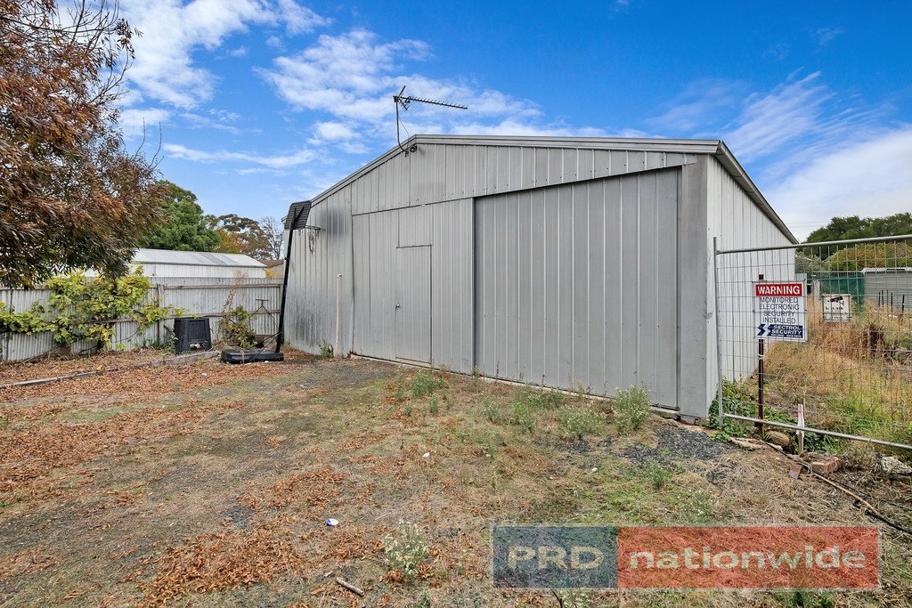 24 Clarkson Street SEBASTOPOL 6