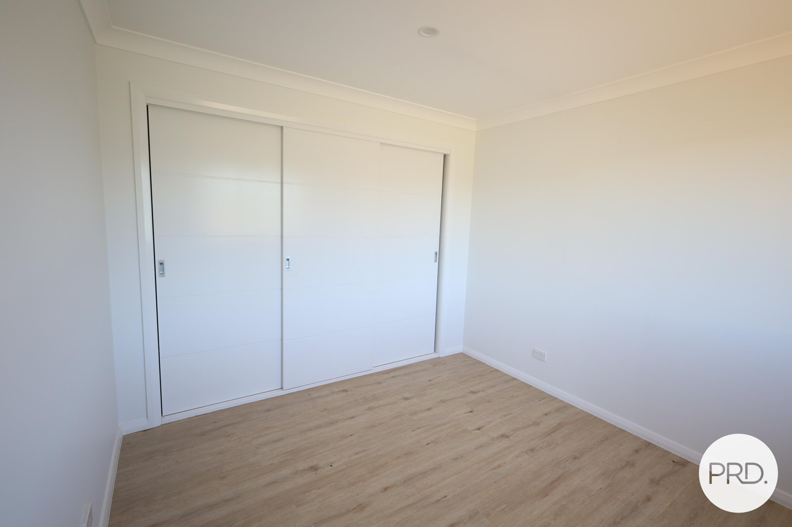 24 Clearview Crescent ORANGE 3