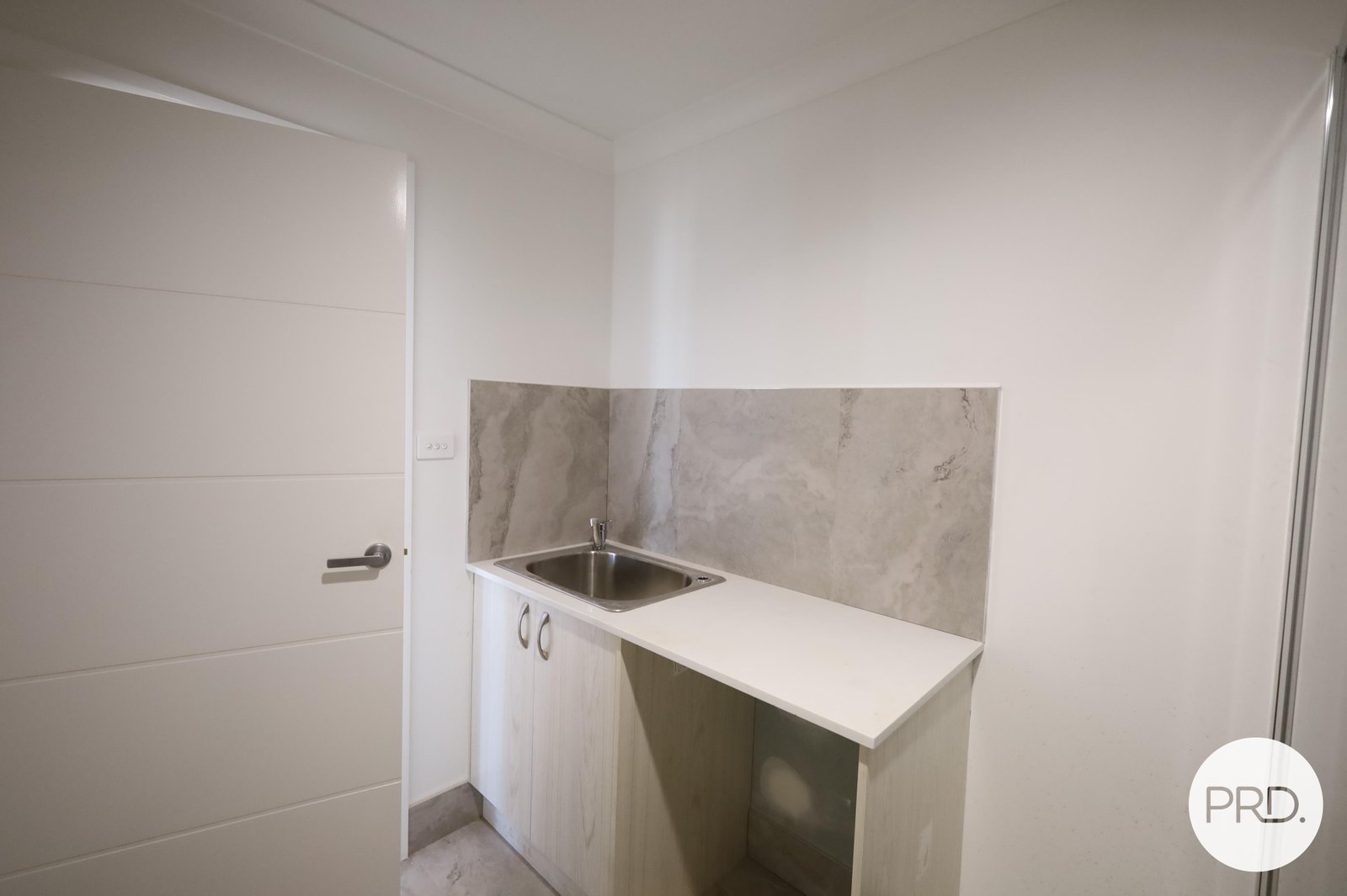 24 Clearview Crescent ORANGE 6