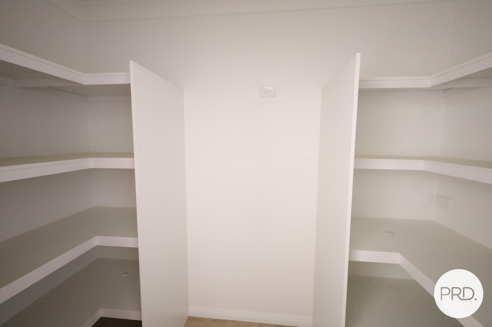 24 Clearview Crescent ORANGE 4