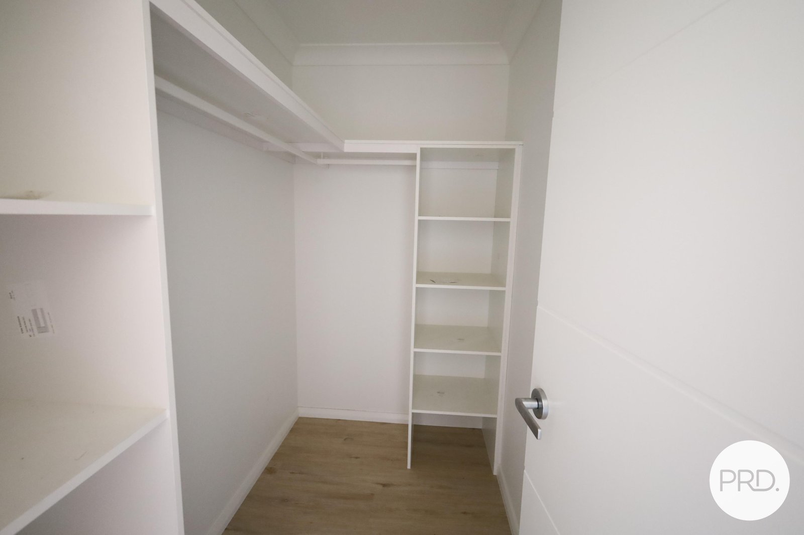 24 Clearview Crescent ORANGE 6