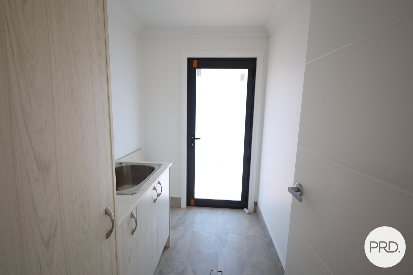 24 Clearview Crescent ORANGE 10