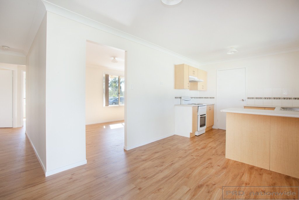 24 Coburn Circuit METFORD 4