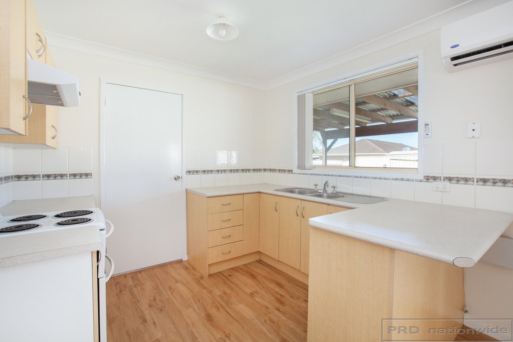24 Coburn Circuit METFORD 5
