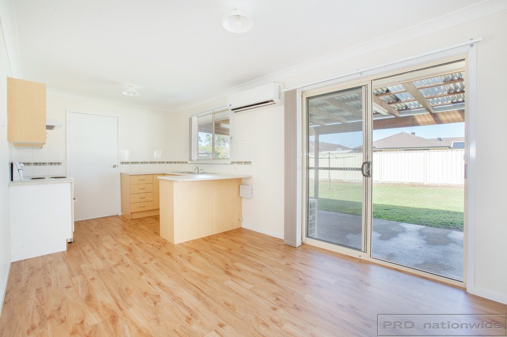 24 Coburn Circuit METFORD 7