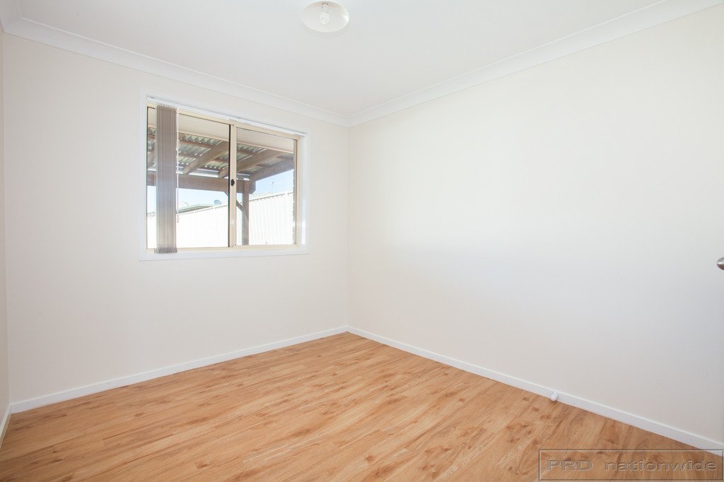 24 Coburn Circuit METFORD 13