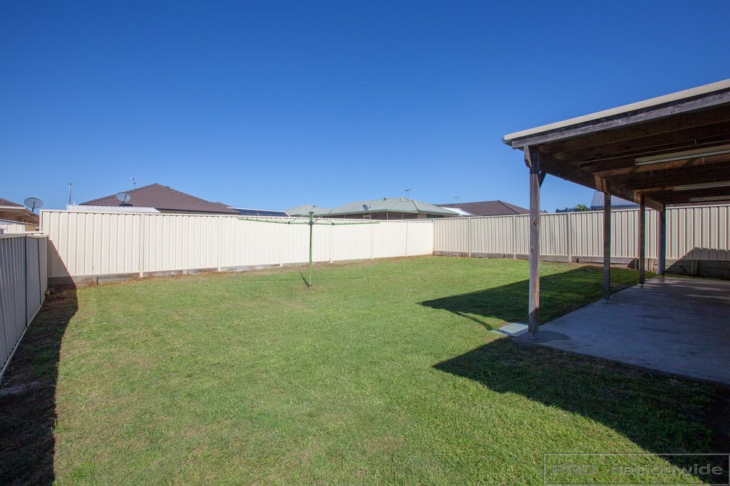 24 Coburn Circuit METFORD 16