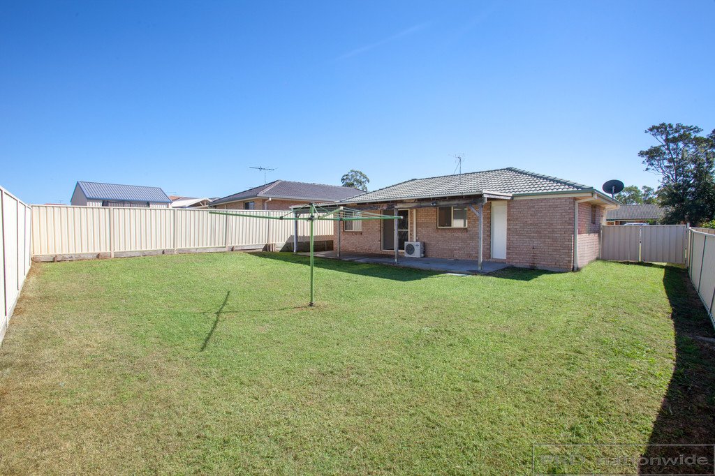 24 Coburn Circuit METFORD 17