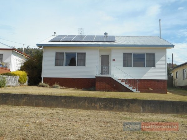 24 Coorabel Avenue BATLOW 1