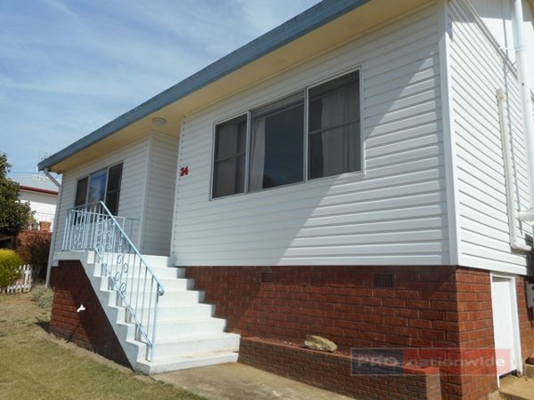 24 Coorabel Avenue BATLOW 8
